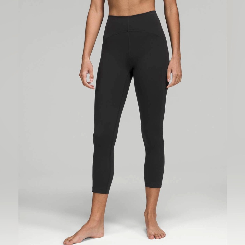 Lululemon InStill High-Rise Crop 23" Black Size 4